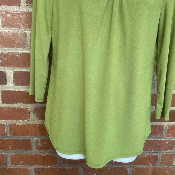 EST. 1946 green blouse D5 - Picture 5 of 7